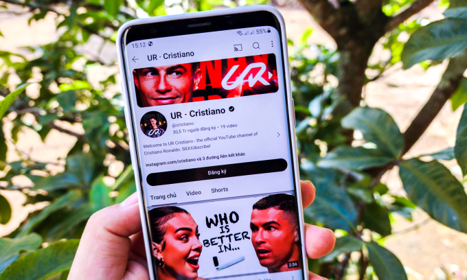 Kênh YouTube của Ronaldo xô đổ nhiều kỷ lục