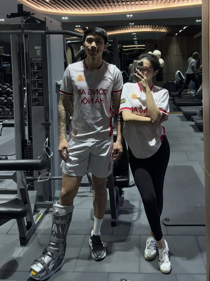 Doãn Hải My khoe thành quả can thiệp thẩm mỹ, cùng Văn Hậu rèn luyện trong phòng gym, một chi tiết khiến fan chạnh lòng
