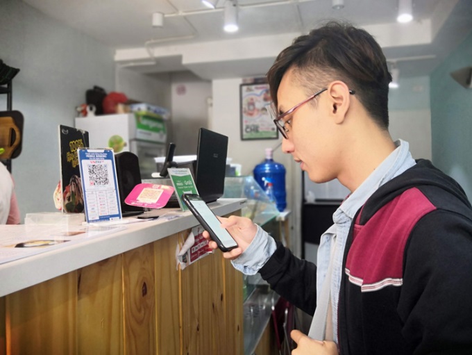 Sống không tiền mặt