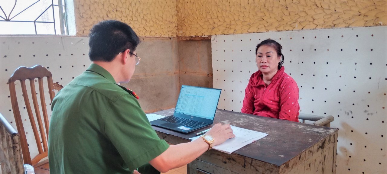 Khởi tố hiệu trưởng rút tiền ăn của học sinh trường dân tộc bán trú