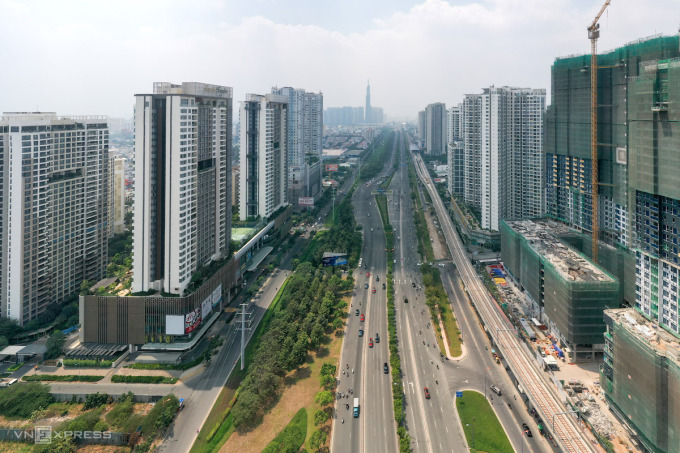 Thủ tướng: Cần cơ cấu lại sản phẩm để giá nhà đất hợp lý hơn